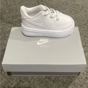 Nike Force 1 '18 (TD) toddler Size 4c
